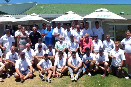 Die groot groep wynmakers wat jaarliks hulle Pirasien Classic Gholftoernooi op Gansbaai Gholfklub se baan tydens hulle vakansietydeperk kom hou.